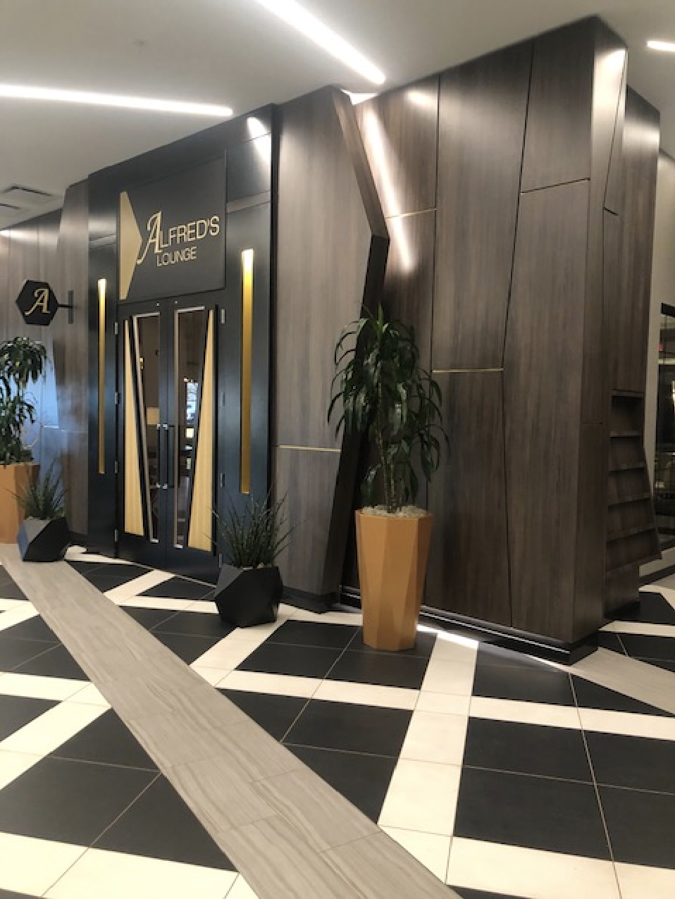 Crowne_Plaza_Hotel_Warwick_Rhode_Island