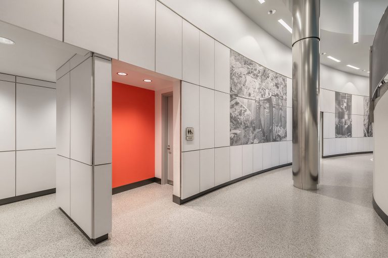 HOOVER_DAM_VISITORS_CENTER_NV