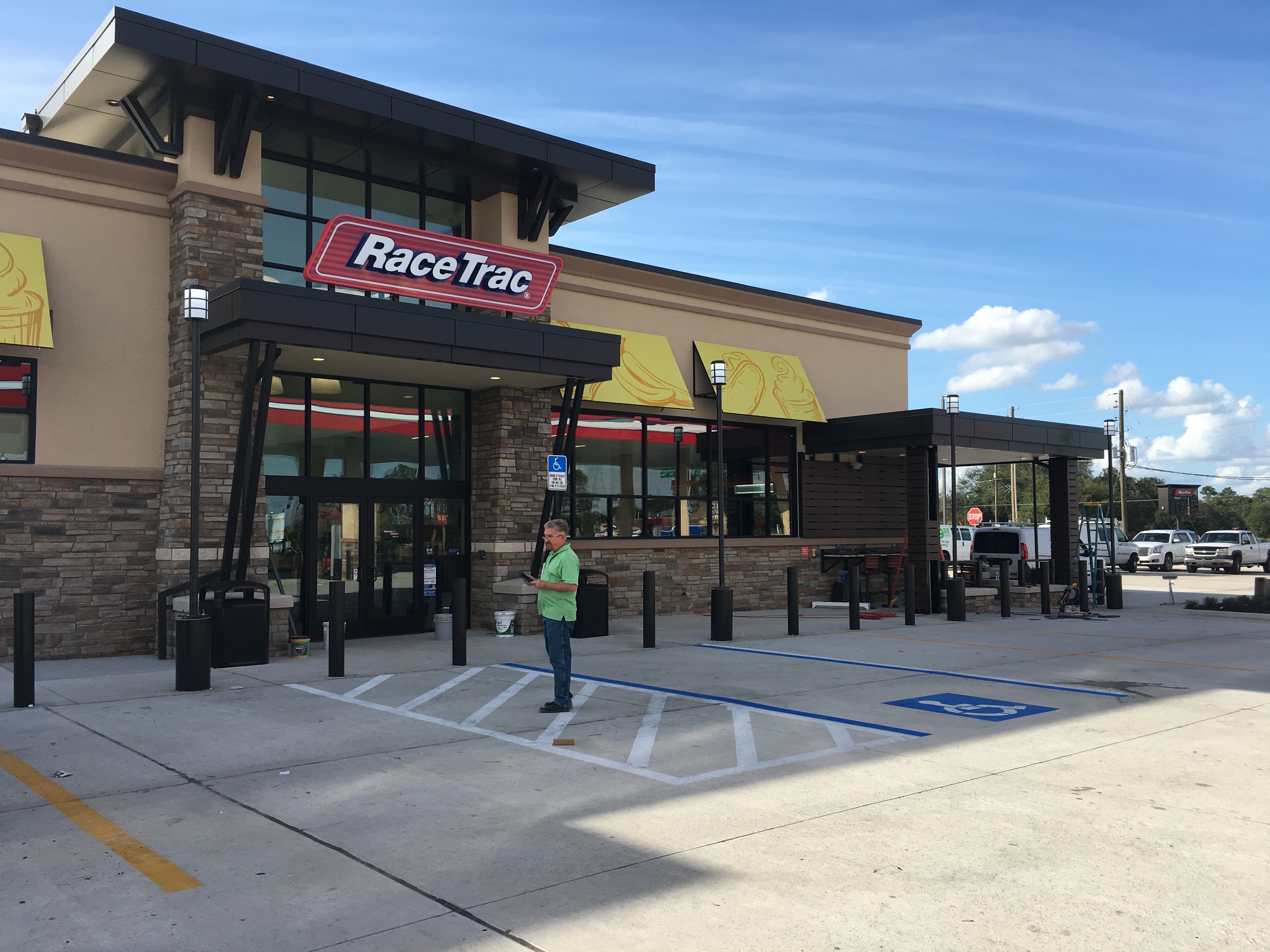 RACETRAC_GAS_STATIONS