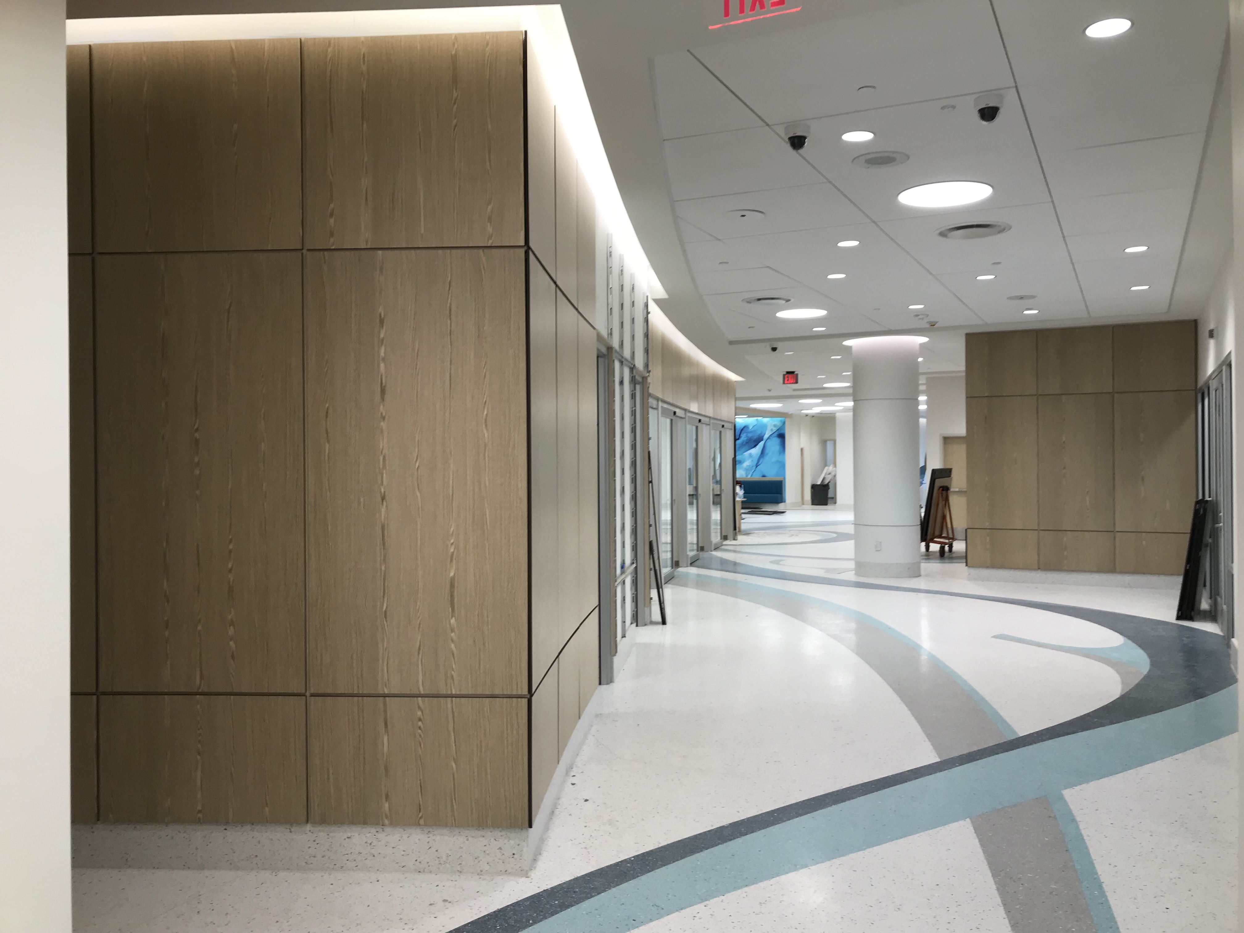 OUR_LADY_OF_THE_LAKE_LA