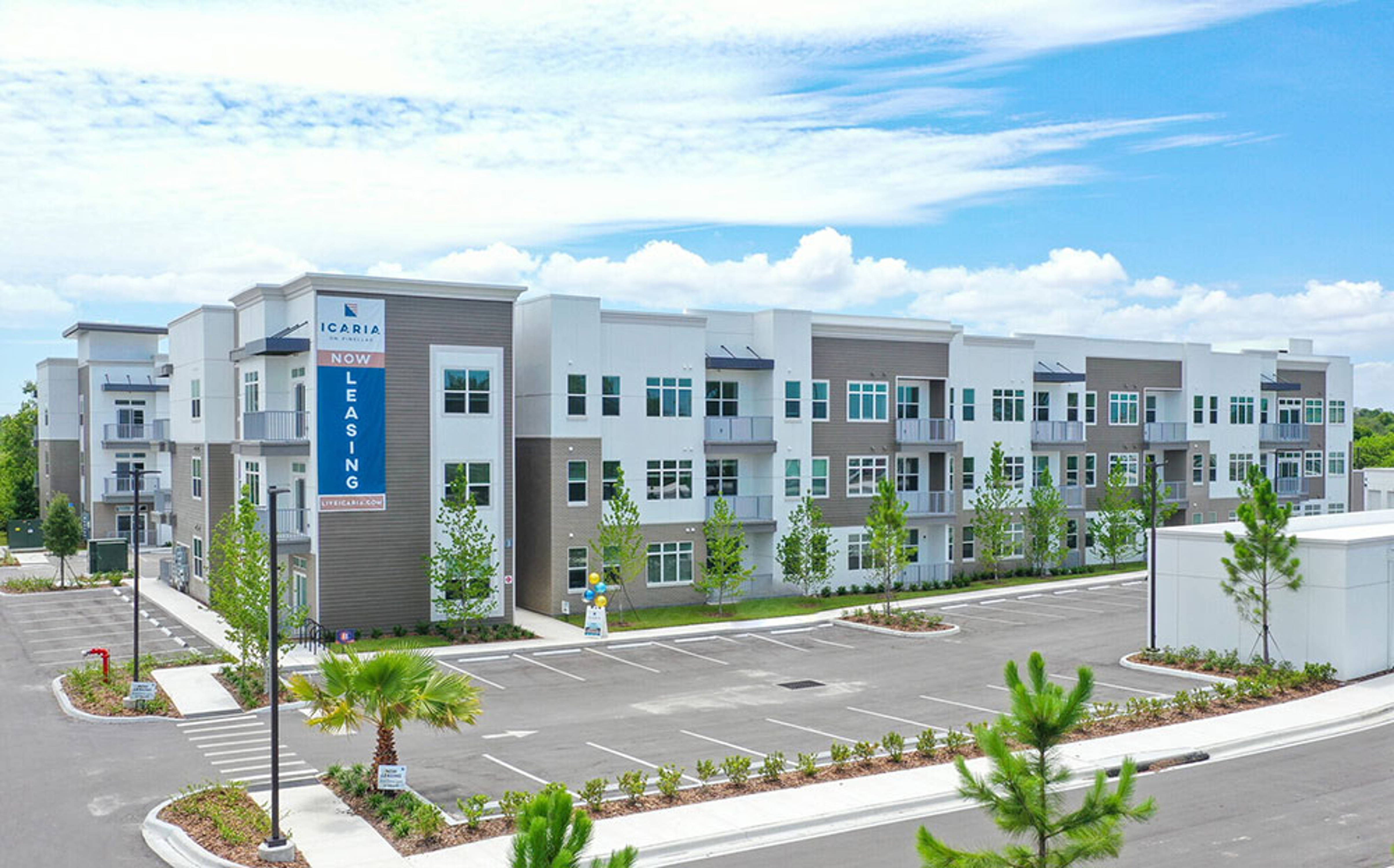 MERES_CROSSING_TARPON_SPRINGS_FL