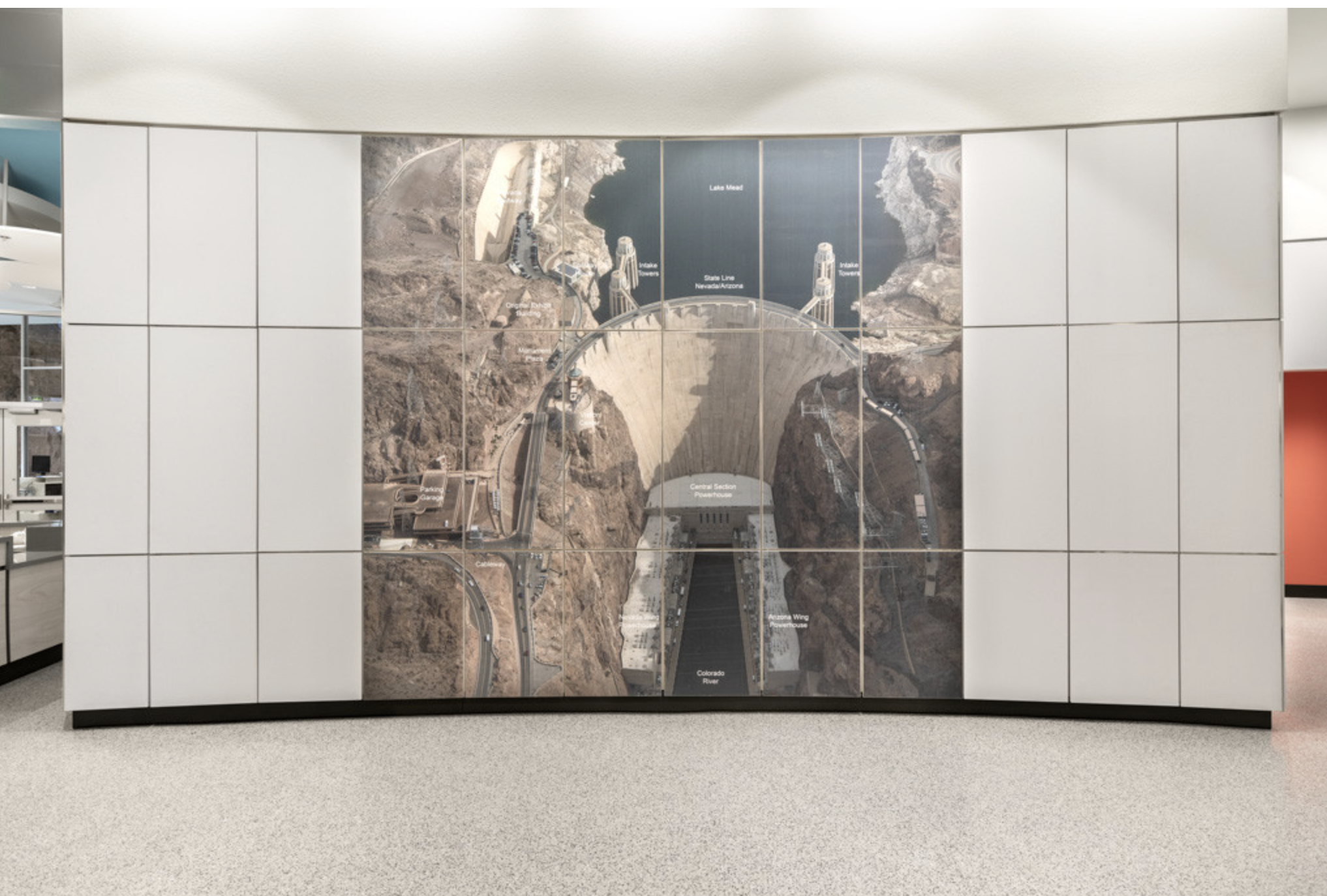 HOOVER_DAM_VISITORS_CENTER_NV